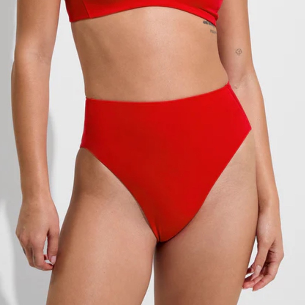 Left on Friday hi hi bottom in chili red (M)